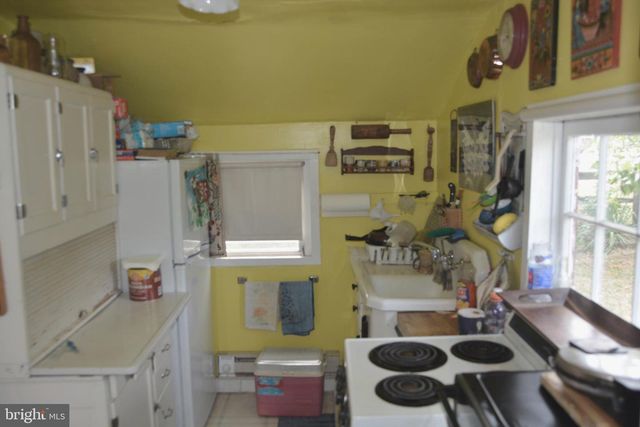2431 CEDAR CREEK GRADE, Winchester, VA 22602
