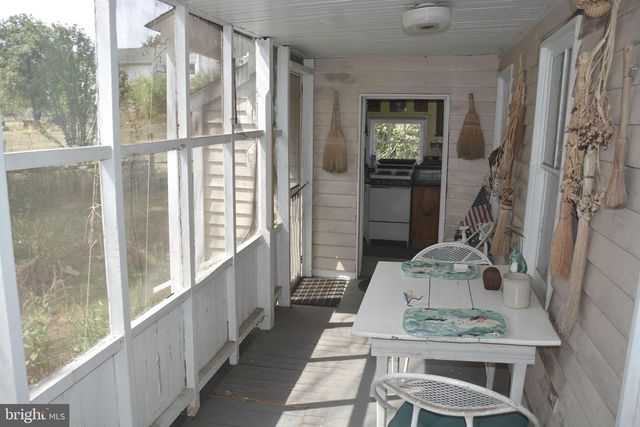 2431 CEDAR CREEK GRADE, Winchester, VA 22602