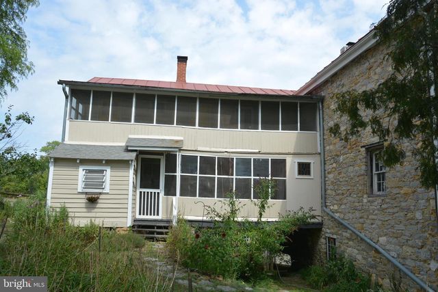 2431 CEDAR CREEK GRADE, Winchester, VA 22602