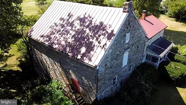 2431 CEDAR CREEK GRADE, Winchester, VA 22602