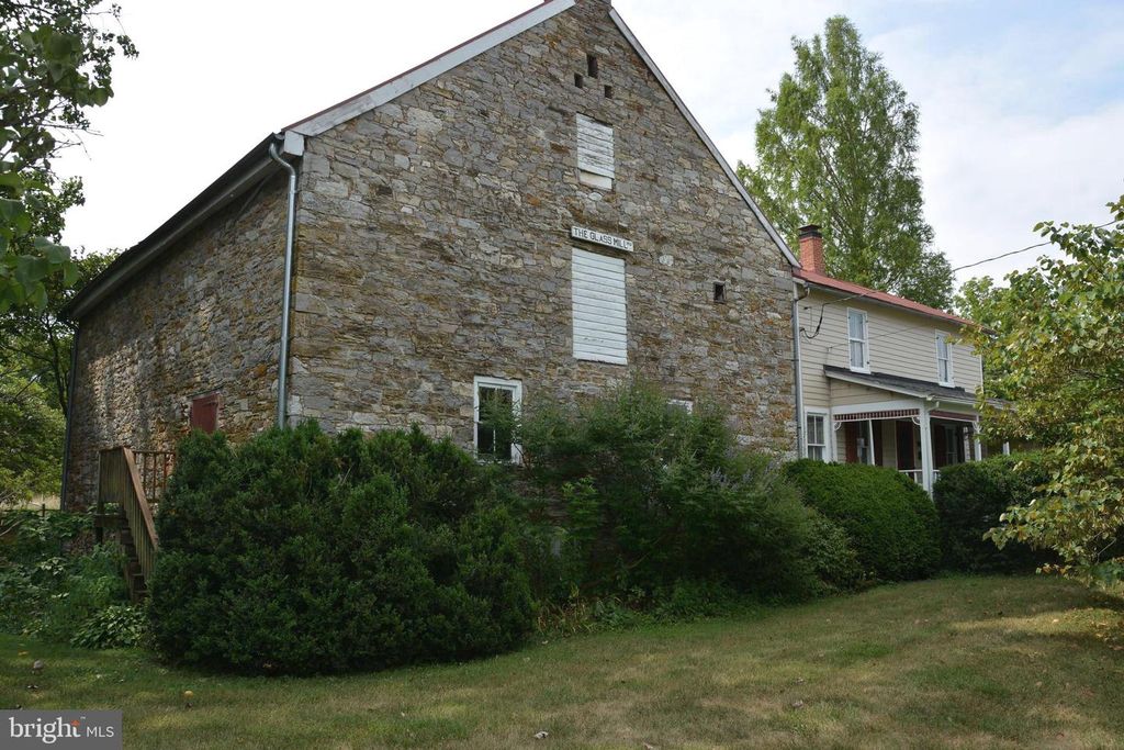 2431 CEDAR CREEK GRADE, Winchester, VA 22602