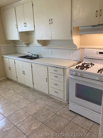 2707 E Marshall Street, Tulsa, OK 74110