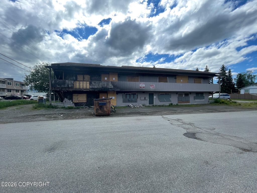 5242 E 26th Avenue, Anchorage, AK 99508