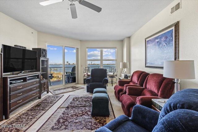 2801 S Ridgewood Ave Unit 717, South Daytona, FL 32119