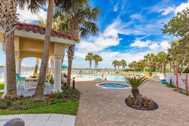 2801 S Ridgewood Ave Unit 717, South Daytona, FL 32119