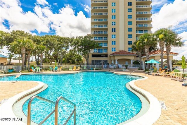 2801 S Ridgewood Ave Unit 717, South Daytona, FL 32119