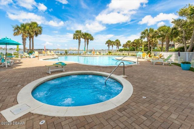 2801 S Ridgewood Ave Unit 717, South Daytona, FL 32119