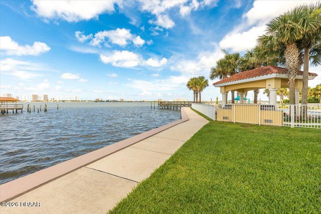 2801 S Ridgewood Ave Unit 717, South Daytona, FL 32119