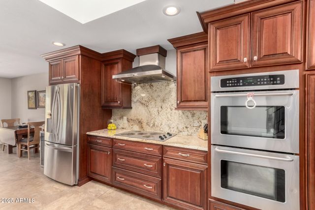 11837 S TONOPAH Drive, Phoenix, AZ 85044