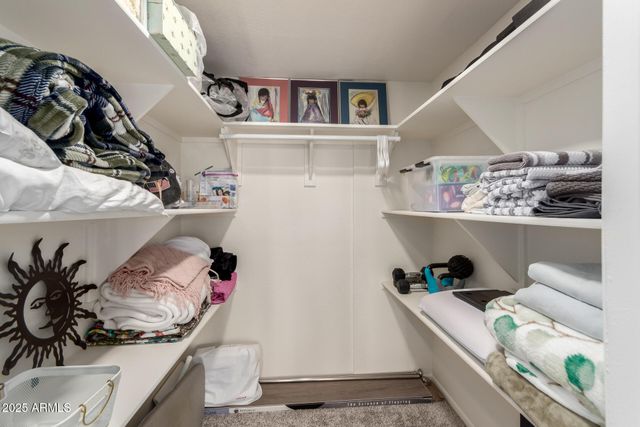 11837 S TONOPAH Drive, Phoenix, AZ 85044