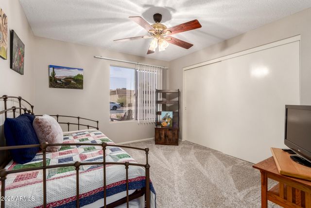 11837 S TONOPAH Drive, Phoenix, AZ 85044