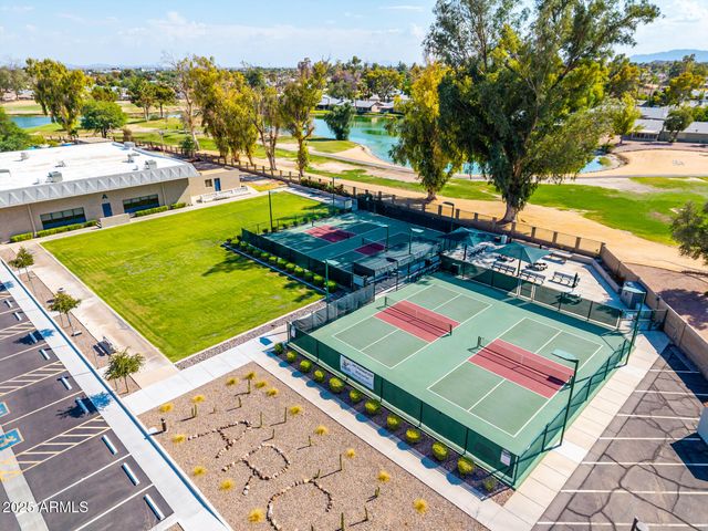 11837 S TONOPAH Drive, Phoenix, AZ 85044