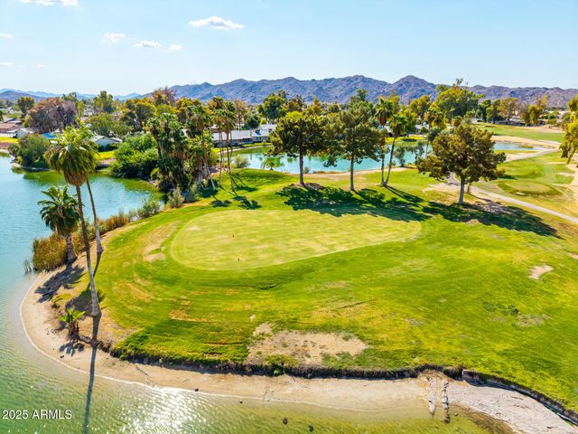 11837 S TONOPAH Drive, Phoenix, AZ 85044