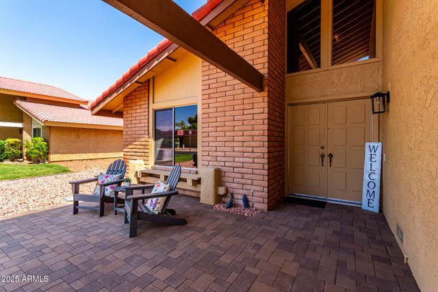 11837 S TONOPAH Drive, Phoenix, AZ 85044