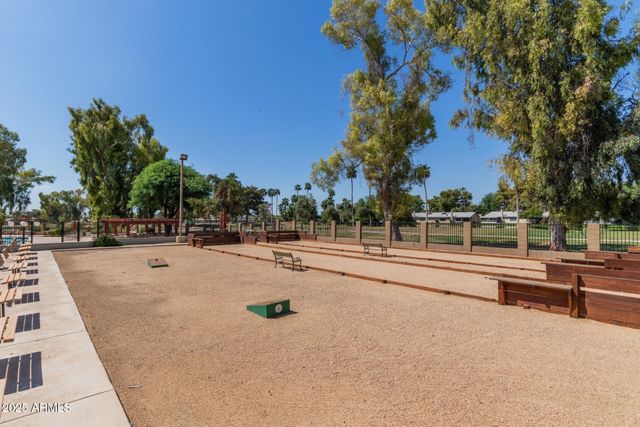 11837 S TONOPAH Drive, Phoenix, AZ 85044