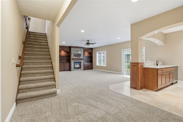 905 NW 3rd Court, Grimes, IA 50111