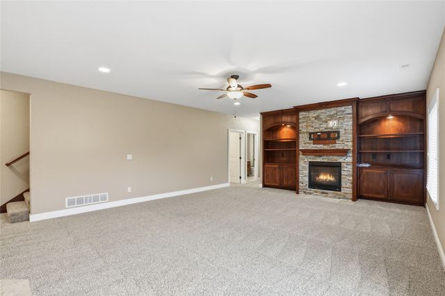 905 NW 3rd Court, Grimes, IA 50111