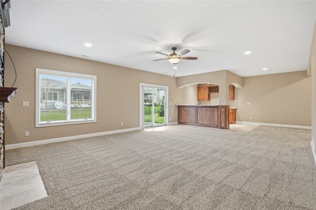 905 NW 3rd Court, Grimes, IA 50111