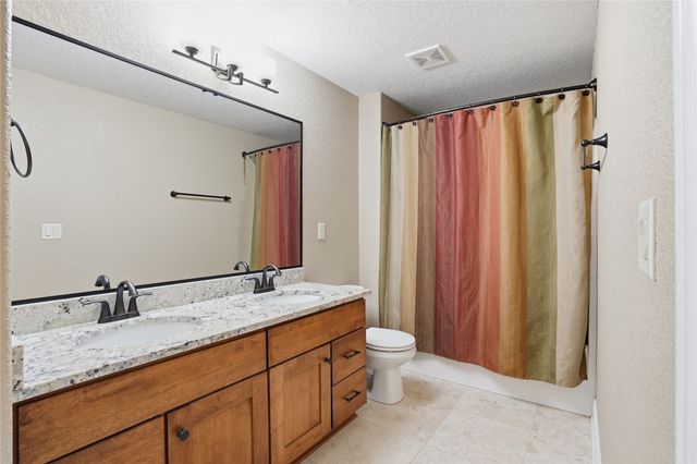 905 NW 3rd Court, Grimes, IA 50111