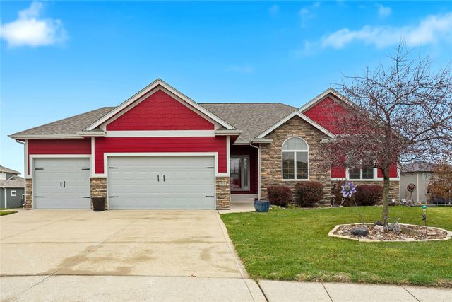 905 NW 3rd Court, Grimes, IA 50111