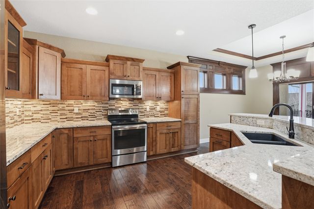 905 NW 3rd Court, Grimes, IA 50111