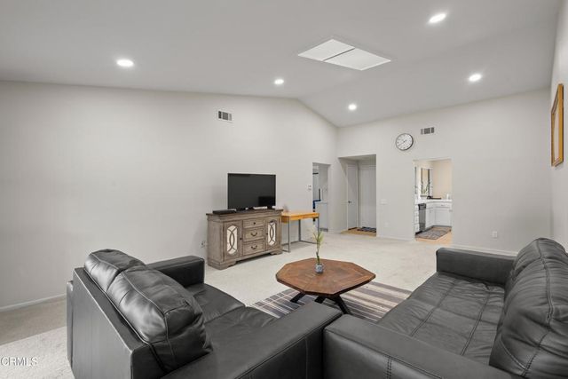 22218 Village 22, Camarillo, CA 93012