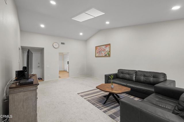 22218 Village 22, Camarillo, CA 93012
