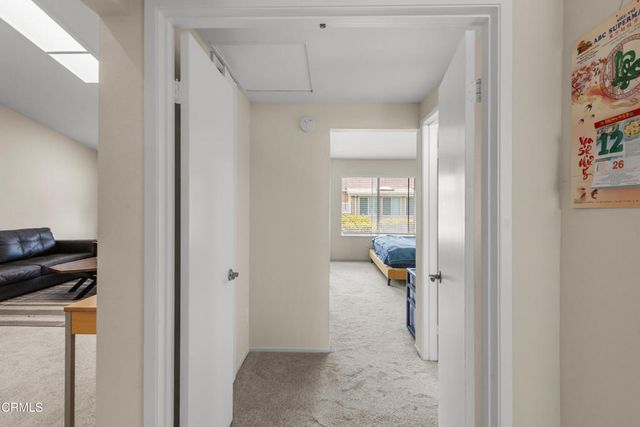 22218 Village 22, Camarillo, CA 93012