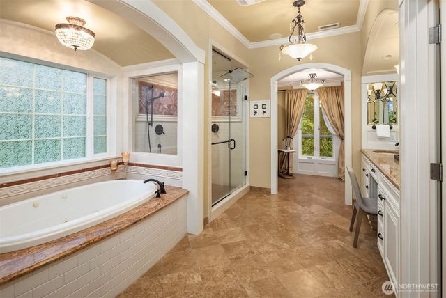 22017 SE 4th Street, Sammamish, WA 98074