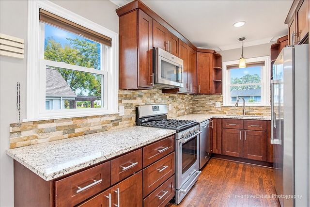 224 S Harvard Avenue, Addison, IL 60101