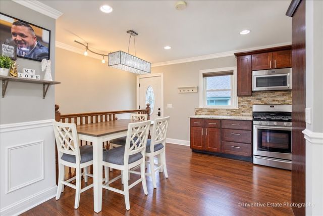 224 S Harvard Avenue, Addison, IL 60101