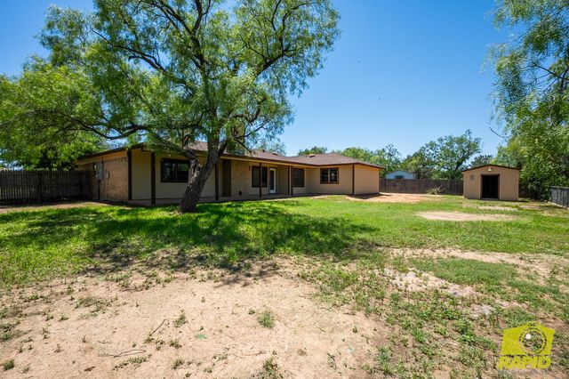 1726 Catalina Drive, San Angelo, TX 76901