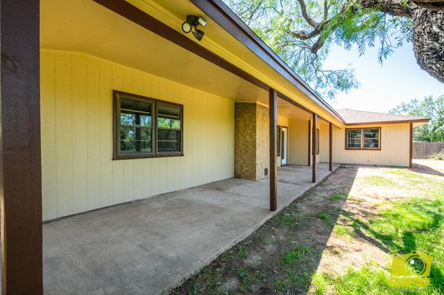 1726 Catalina Drive, San Angelo, TX 76901