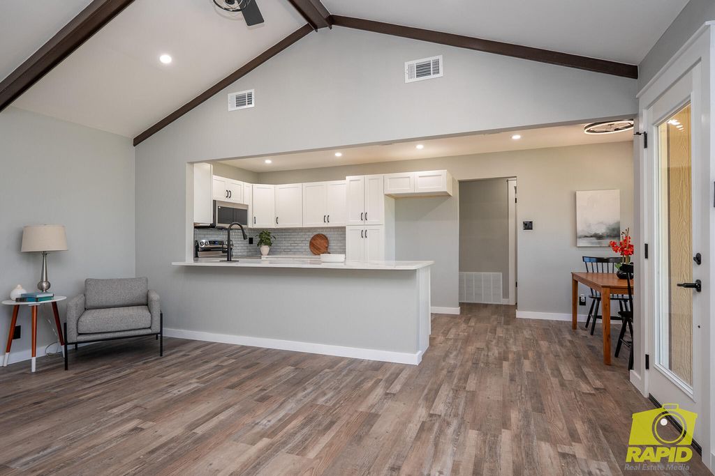 Image 12 of property listing at 1726 Catalina Drive, San Angelo, TX 76901