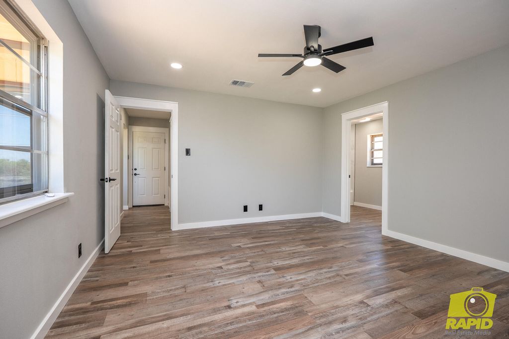 Image 21 of property listing at 1726 Catalina Drive, San Angelo, TX 76901