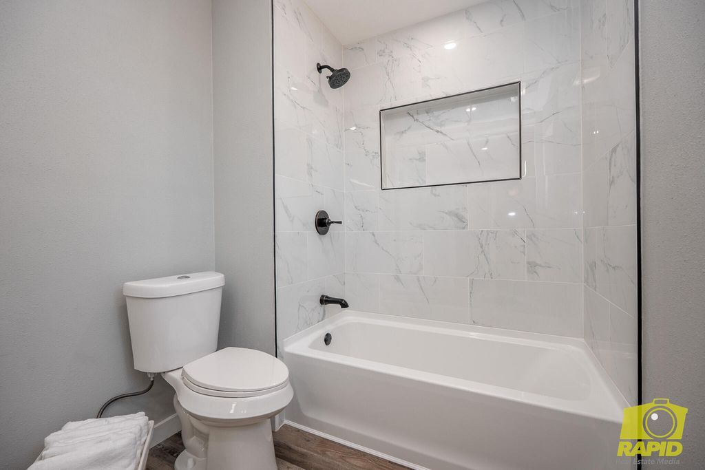 Image 24 of property listing at 1726 Catalina Drive, San Angelo, TX 76901
