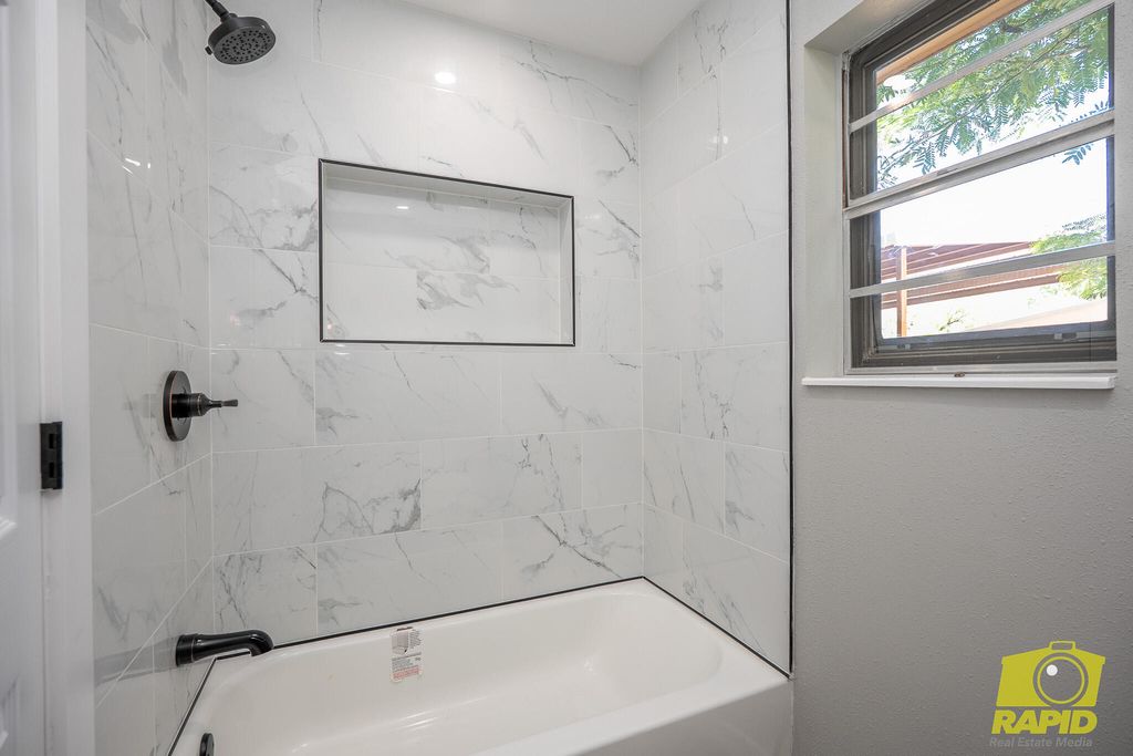 Image 35 of property listing at 1726 Catalina Drive, San Angelo, TX 76901