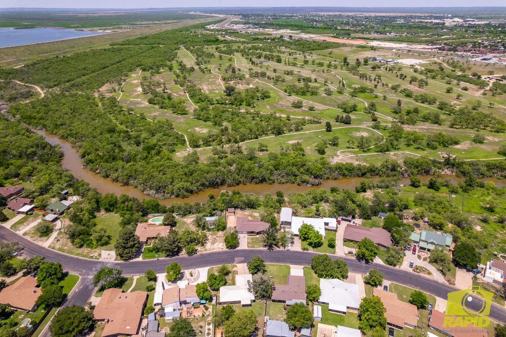 Image 46 of property listing at 1726 Catalina Drive, San Angelo, TX 76901