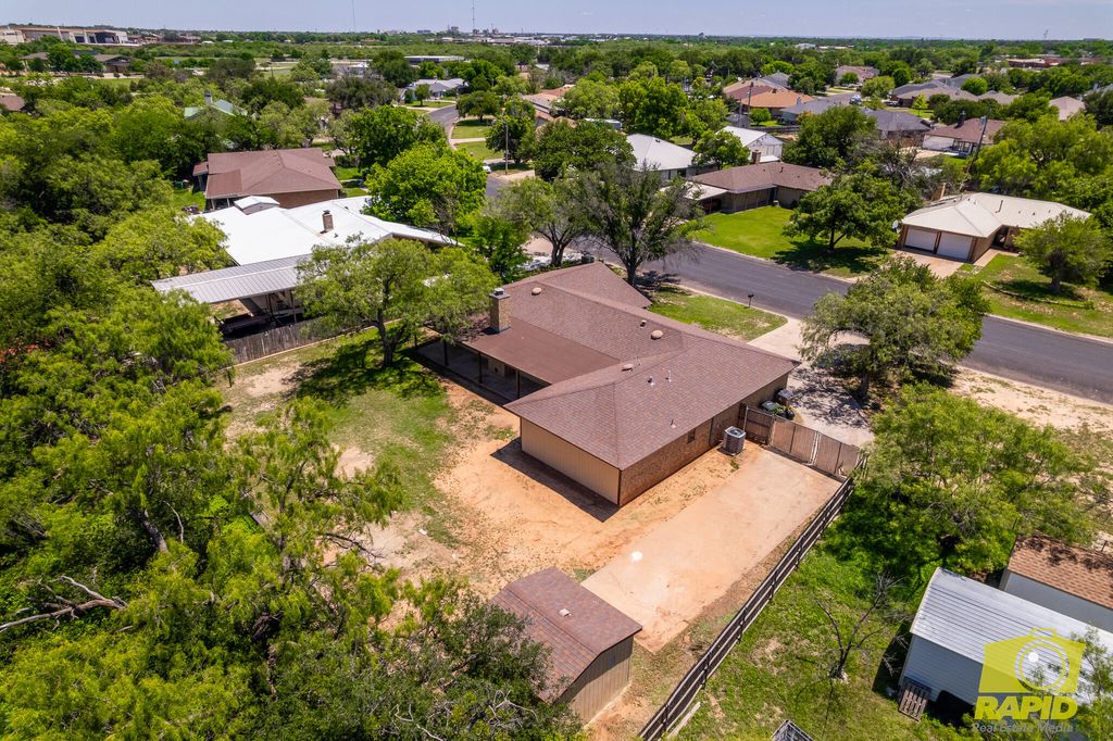 Image 51 of property listing at 1726 Catalina Drive, San Angelo, TX 76901