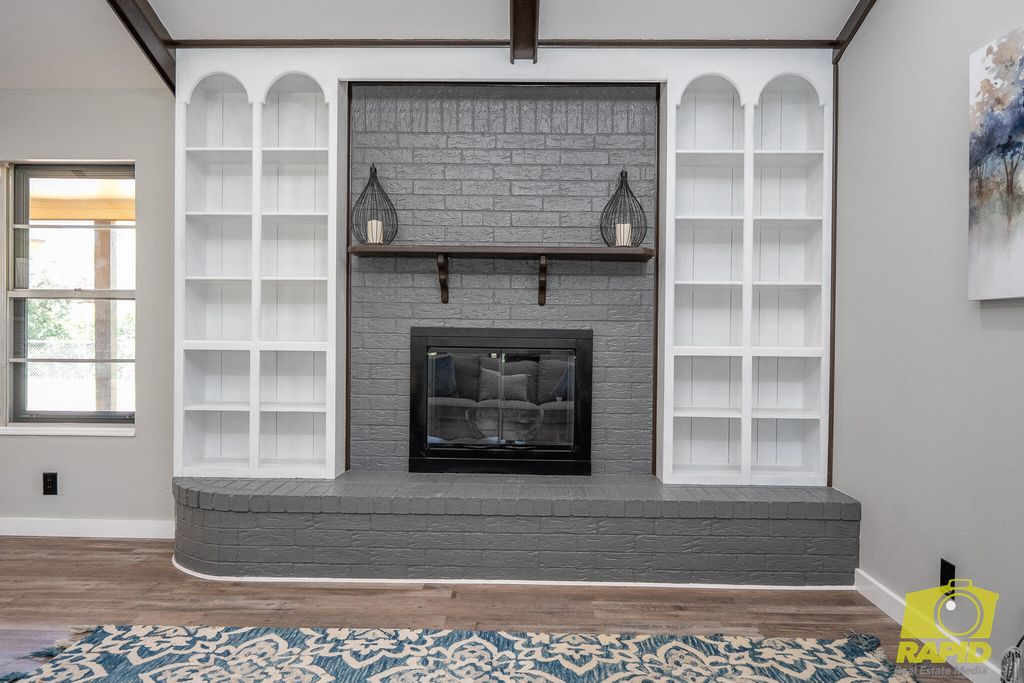 Image 9 of property listing at 1726 Catalina Drive, San Angelo, TX 76901