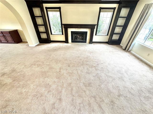 8240 Tivoli Cove Drive, Las Vegas, NV 89128