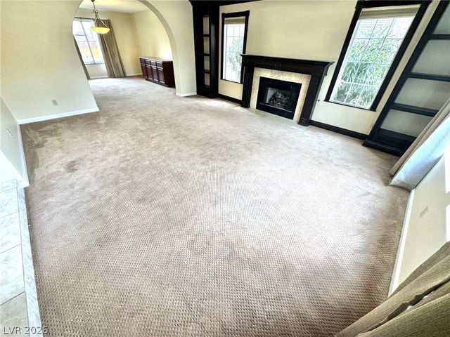 8240 Tivoli Cove Drive, Las Vegas, NV 89128