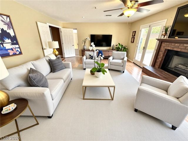 8240 Tivoli Cove Drive, Las Vegas, NV 89128
