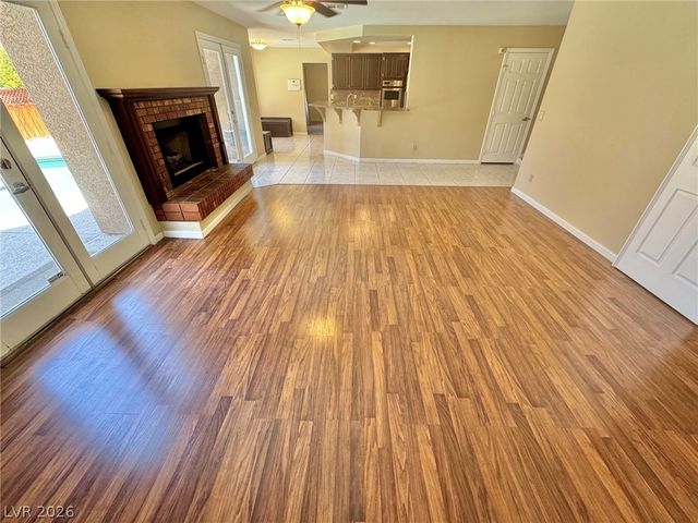 8240 Tivoli Cove Drive, Las Vegas, NV 89128