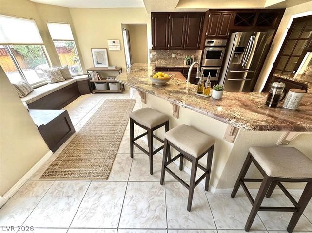 8240 Tivoli Cove Drive, Las Vegas, NV 89128