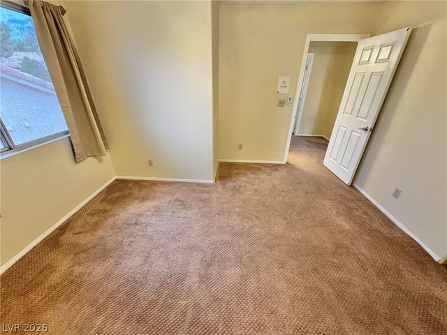 8240 Tivoli Cove Drive, Las Vegas, NV 89128