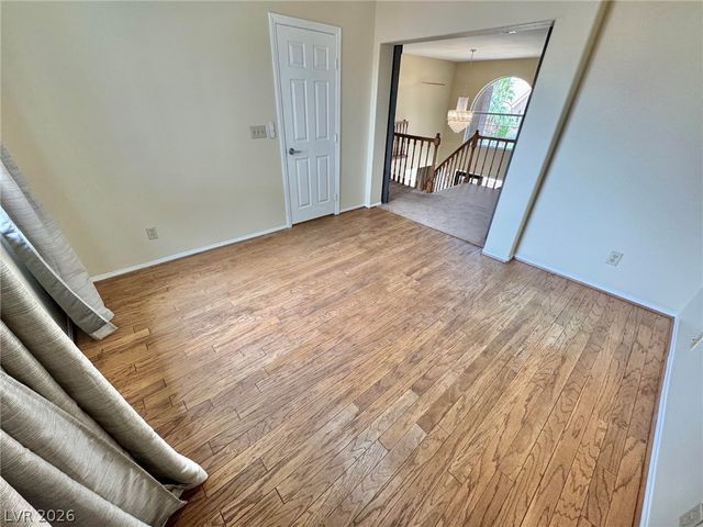8240 Tivoli Cove Drive, Las Vegas, NV 89128