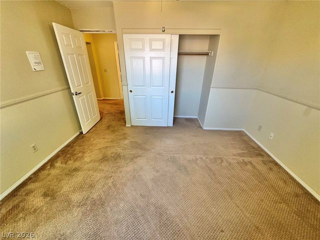 8240 Tivoli Cove Drive, Las Vegas, NV 89128
