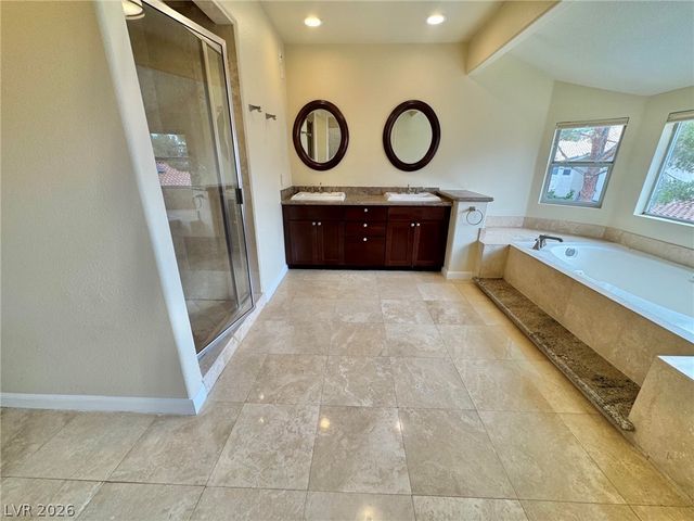 8240 Tivoli Cove Drive, Las Vegas, NV 89128