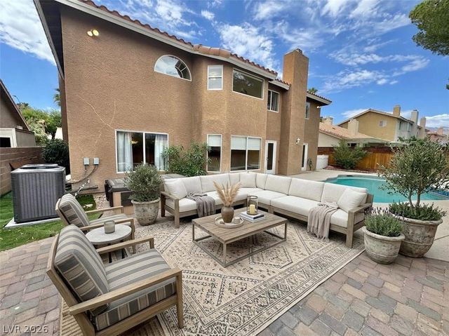 8240 Tivoli Cove Drive, Las Vegas, NV 89128